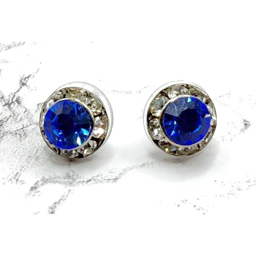 Vintage Blue Rhinestone Halo Stud Earrings‎ Silver Tone Sapphire Glass 1/2"